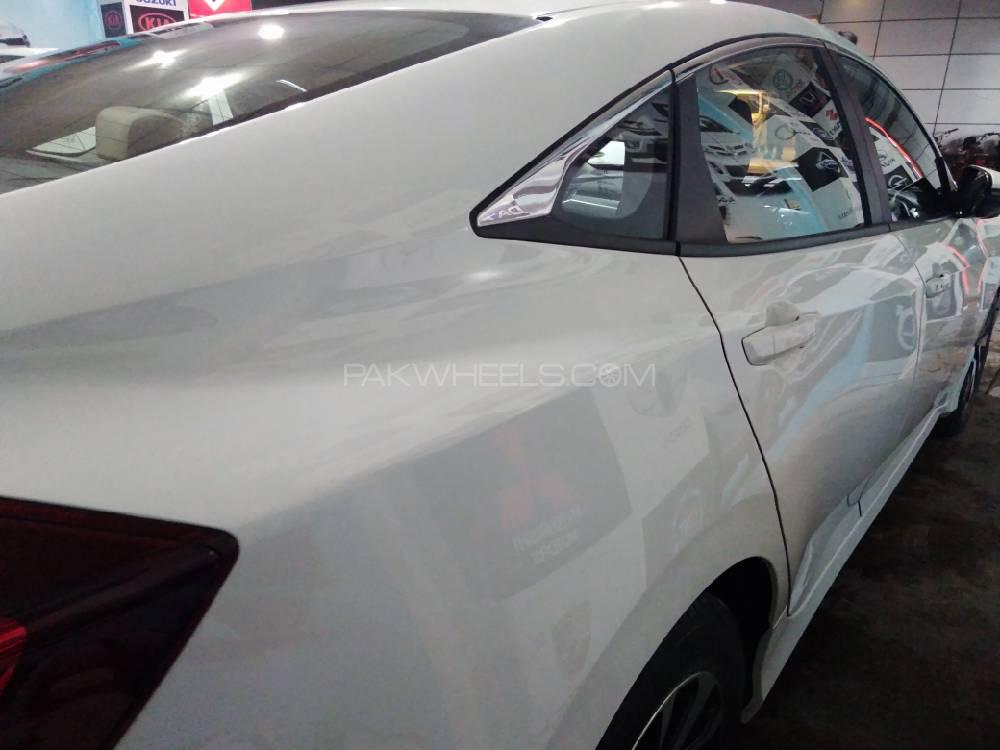 Honda Civic 2018 for Sale in Lahore Honda Civic 2018 for Sale in Lahore Image-14