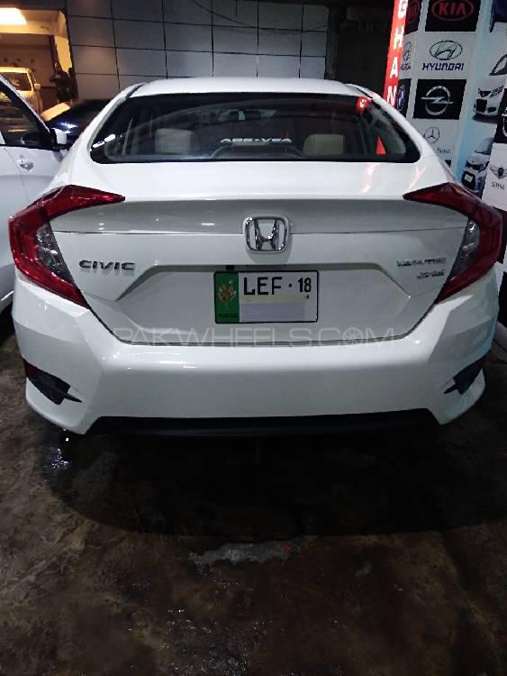 Honda Civic 2018 for Sale in Lahore Honda Civic 2018 for Sale in Lahore Image-17