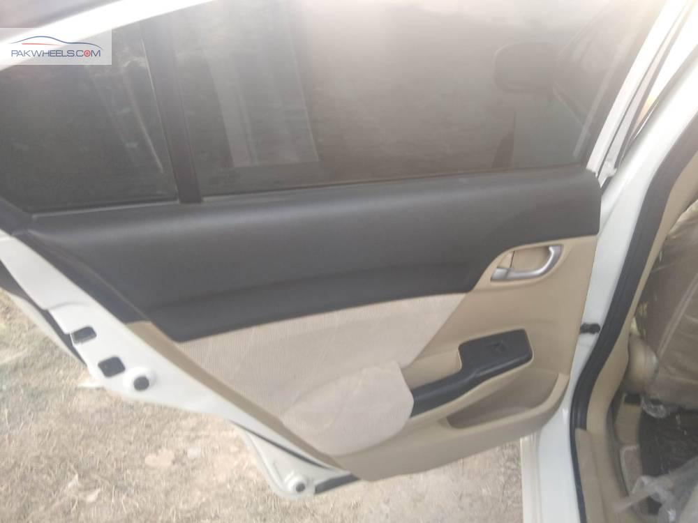ہونڈا سوک 2016 for Sale in اسلام آباد ہونڈا سوک 2016 for Sale in اسلام آباد Image-10