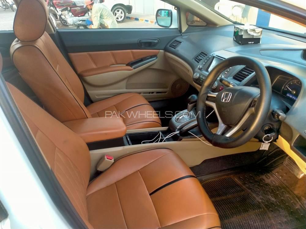 Honda Civic 2010 for Sale in Multan Honda Civic 2010 for Sale in Multan Image-10