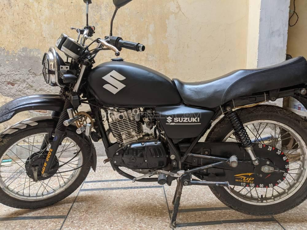 gs 150 suzuki 2020