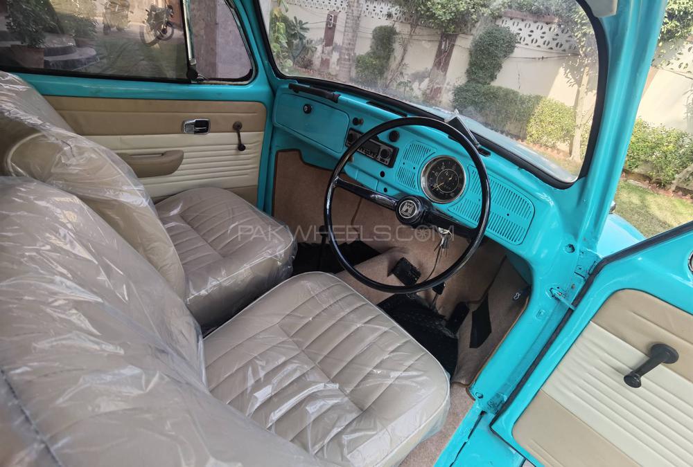 Volkswagen Beetle - 1969  Volkswagen Beetle - 1969  Image-4