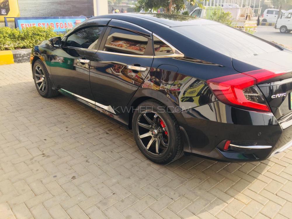 Honda Civic 2018 for Sale in Lahore Honda Civic 2018 for Sale in Lahore Image-6