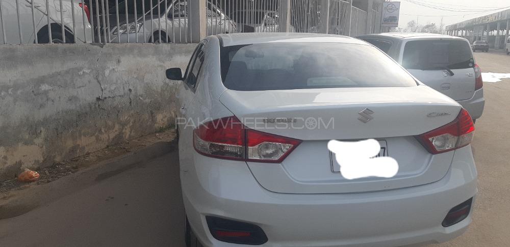 Suzuki Ciaz 2017 for Sale in Peshawar Suzuki Ciaz 2017 for Sale in Peshawar Image-11