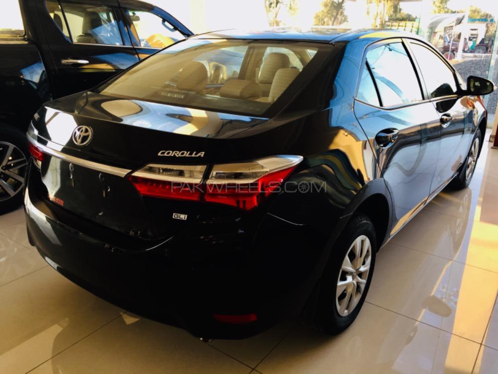 Toyota Corolla 2019 for Sale in Chakwal Image-1