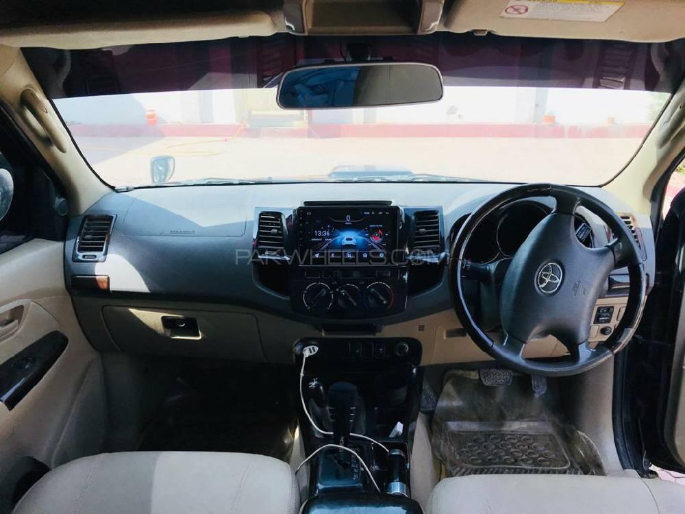 ٹویوٹا ہائیلکس 2010 for Sale in پشاور ٹویوٹا ہائیلکس 2010 for Sale in پشاور Image-14