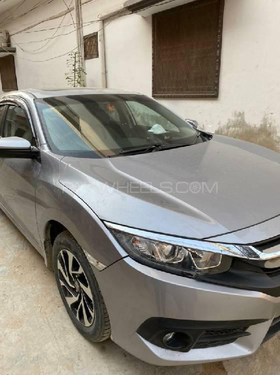 Honda Civic 2018 for Sale in Hyderabad Image-1