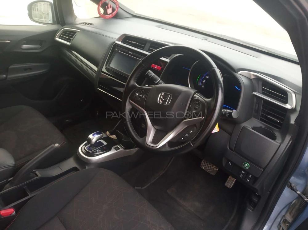 Honda Fit 2016 for Sale in Gujranwala Honda Fit 2016 for Sale in Gujranwala Image-6