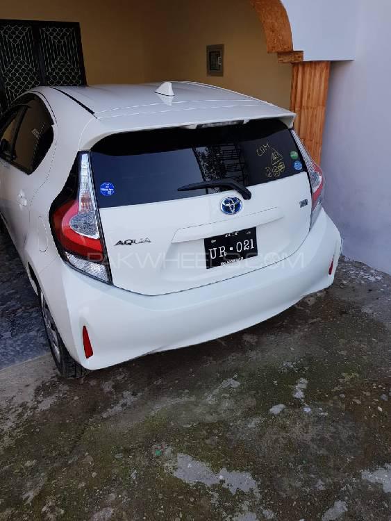 Toyota Prius 2017 for Sale in Malakand Agency Toyota Prius 2017 for Sale in Malakand Agency Image-6