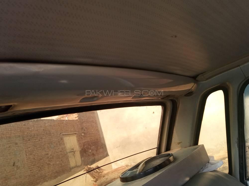 Suzuki Mehran 2004 for Sale in Mian Wali Suzuki Mehran 2004 for Sale in Mian Wali Image-6