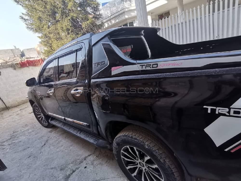 Toyota Hilux 2018 for Sale in Rawalpindi Image-1