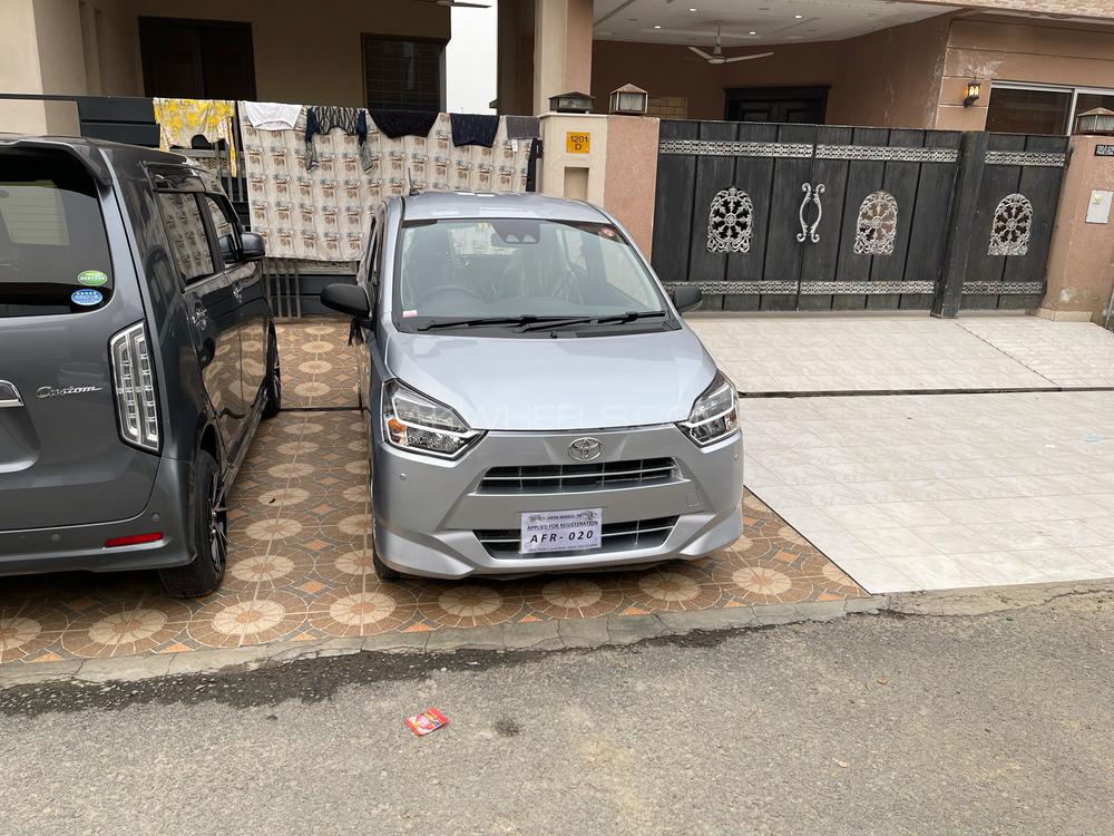 Toyota Pixis Epoch 2018 for Sale in Lahore Toyota Pixis Epoch 2018 for Sale in Lahore Image-4