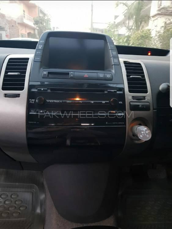 ٹویوٹا پریوس 2006 for Sale in سیالکوٹ ٹویوٹا پریوس 2006 for Sale in سیالکوٹ Image-18