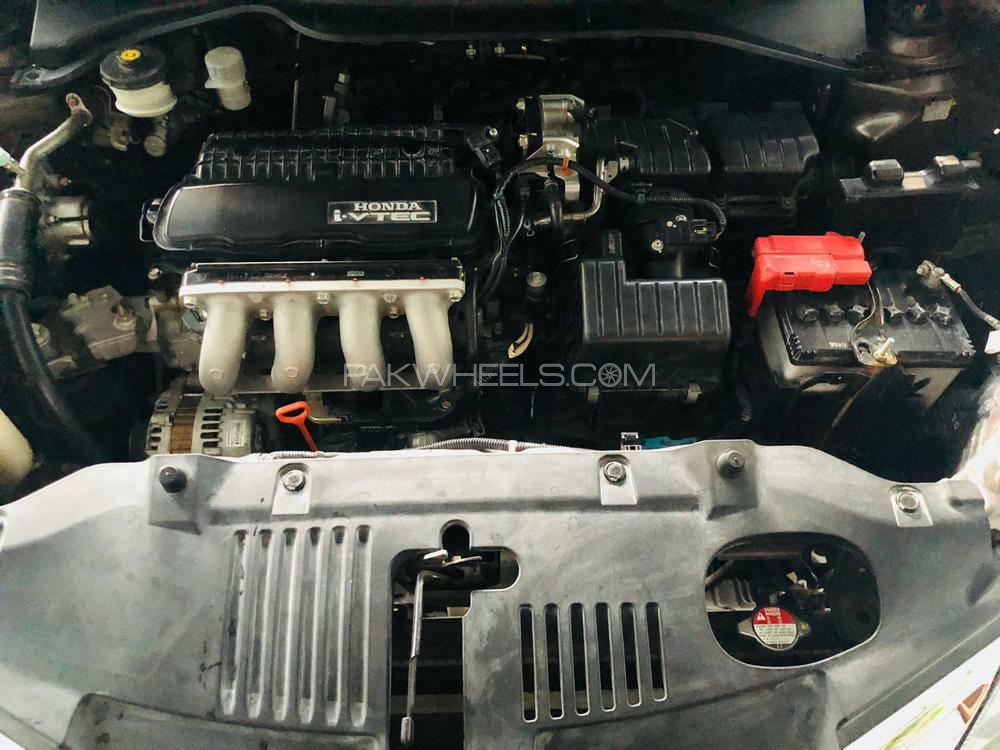 ہونڈا سٹی 2015 for Sale in پشاور ہونڈا سٹی 2015 for Sale in پشاور Image-10