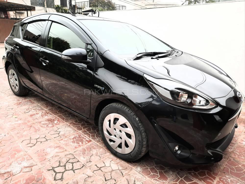 Toyota Aqua 2017 for Sale in Lahore Toyota Aqua 2017 for Sale in Lahore Image-6