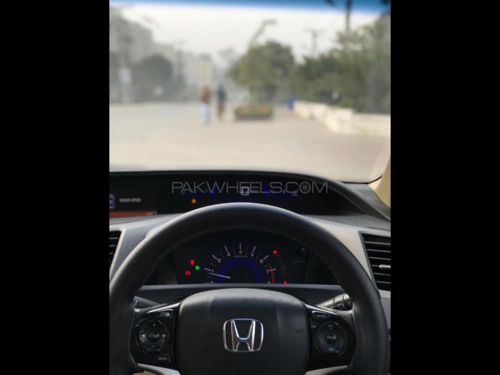 Honda Civic 2015 for Sale in Lahore Honda Civic 2015 for Sale in Lahore Image-8