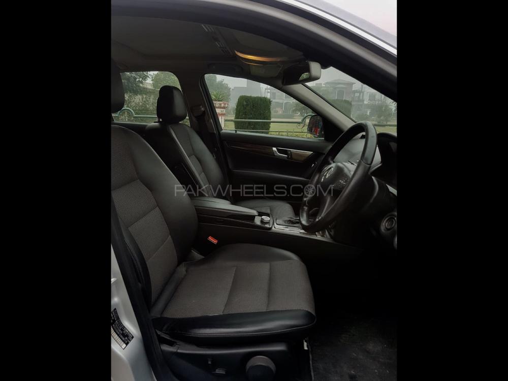 مرسڈیز بینز سی کلاس 2007 for Sale in لاہور مرسڈیز بینز سی کلاس 2007 for Sale in لاہور Image-8