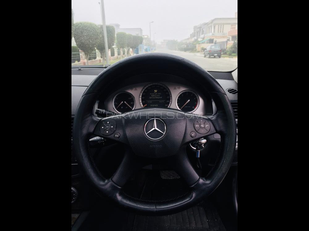 مرسڈیز بینز سی کلاس 2007 for Sale in لاہور مرسڈیز بینز سی کلاس 2007 for Sale in لاہور Image-12