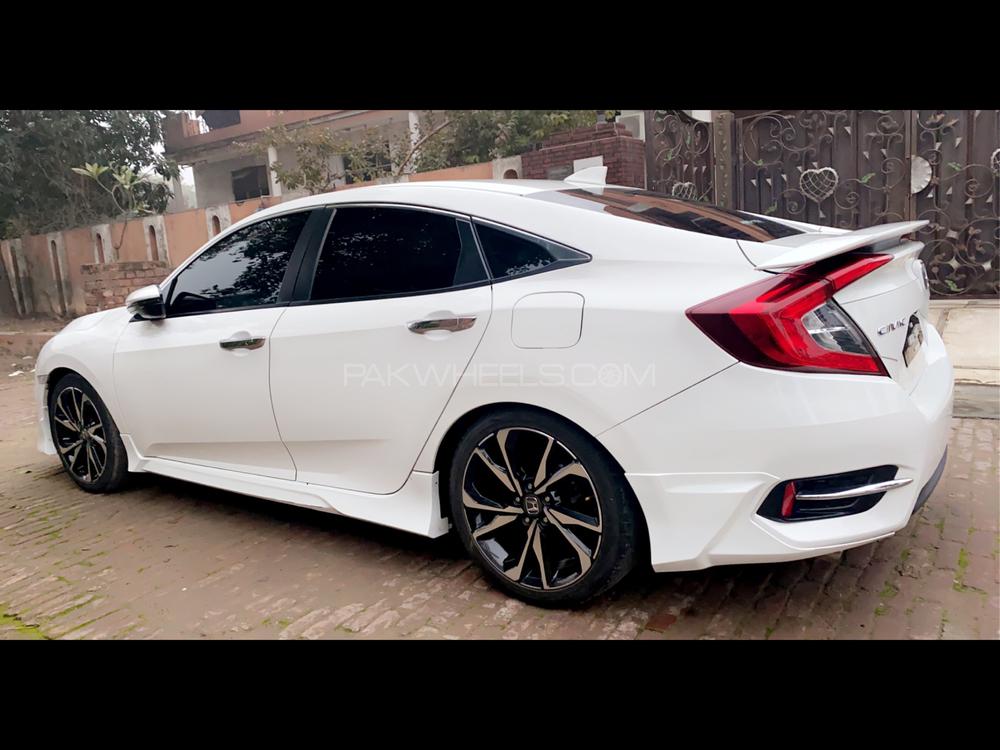Honda Civic 2020 for Sale in Lahore Honda Civic 2020 for Sale in Lahore Image-11
