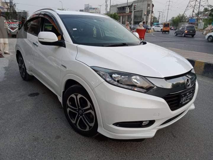 Honda Vezel 2014 for Sale in Sialkot Image-1