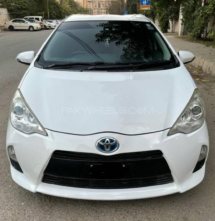 Toyota Aqua 2013 for Sale in Karachi Image-1