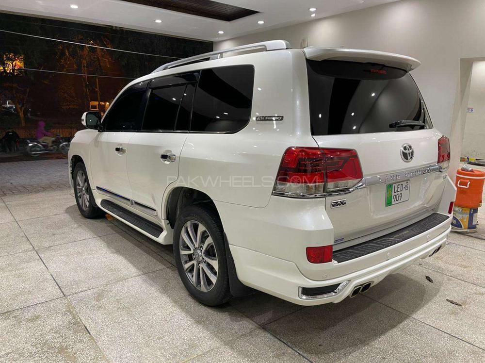 Toyota Land Cruiser 2011 for Sale in Lahore Toyota Land Cruiser 2011 for Sale in Lahore Image-8