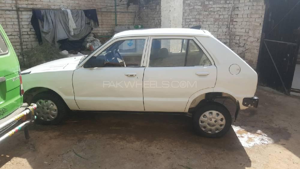 Daihatsu Charade 1981 for Sale in Pattoki Image-1