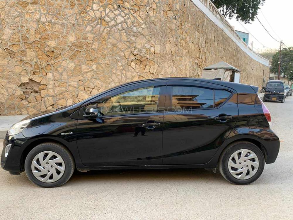 Toyota Aqua 2015 for Sale in Karachi Toyota Aqua 2015 for Sale in Karachi Image-2