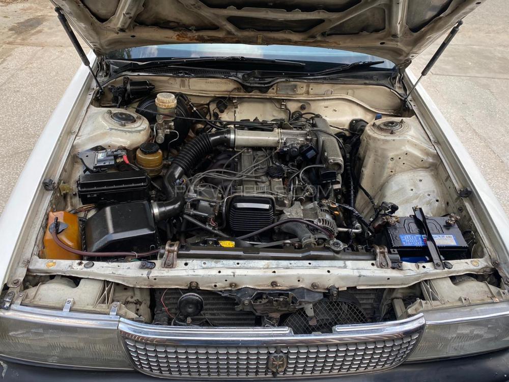 Toyota Cressida 1990 for Sale in Sahiwal Toyota Cressida 1990 for Sale in Sahiwal Image-16