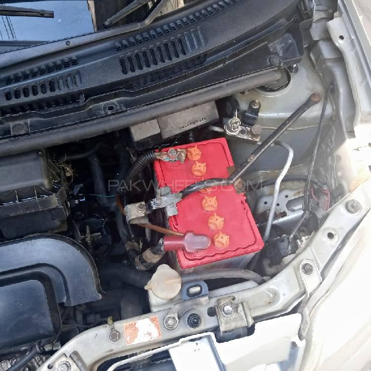 Daihatsu Esse 2014 for Sale in Lahore Daihatsu Esse 2014 for Sale in Lahore Image-6