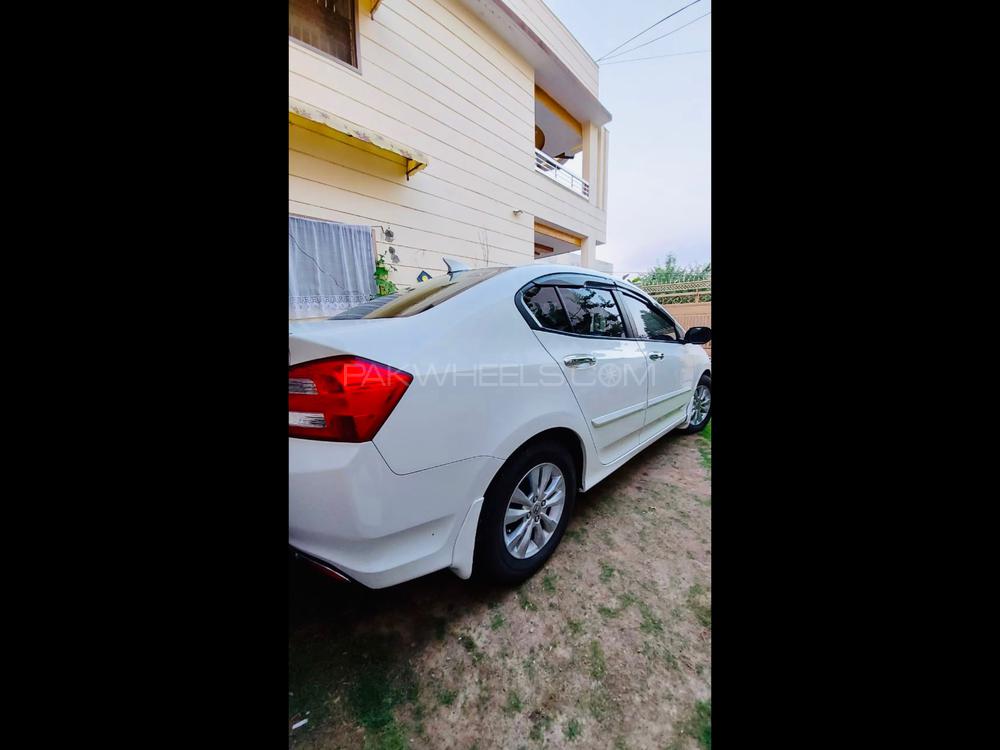 Honda City 2017 for Sale in Abbottabad Honda City 2017 for Sale in Abbottabad Image-3