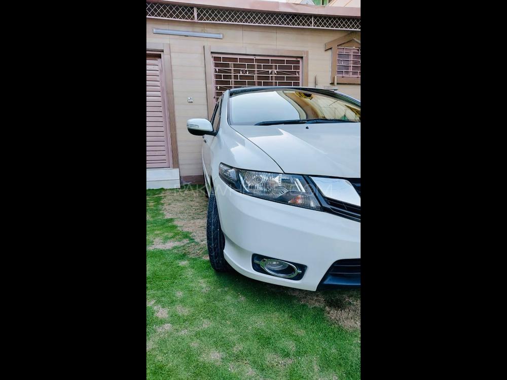 Honda City 2017 for Sale in Abbottabad Honda City 2017 for Sale in Abbottabad Image-4