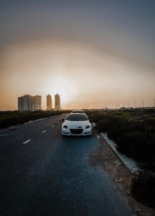 Honda CR-Z - 2012  Honda CR-Z - 2012  Image-2
