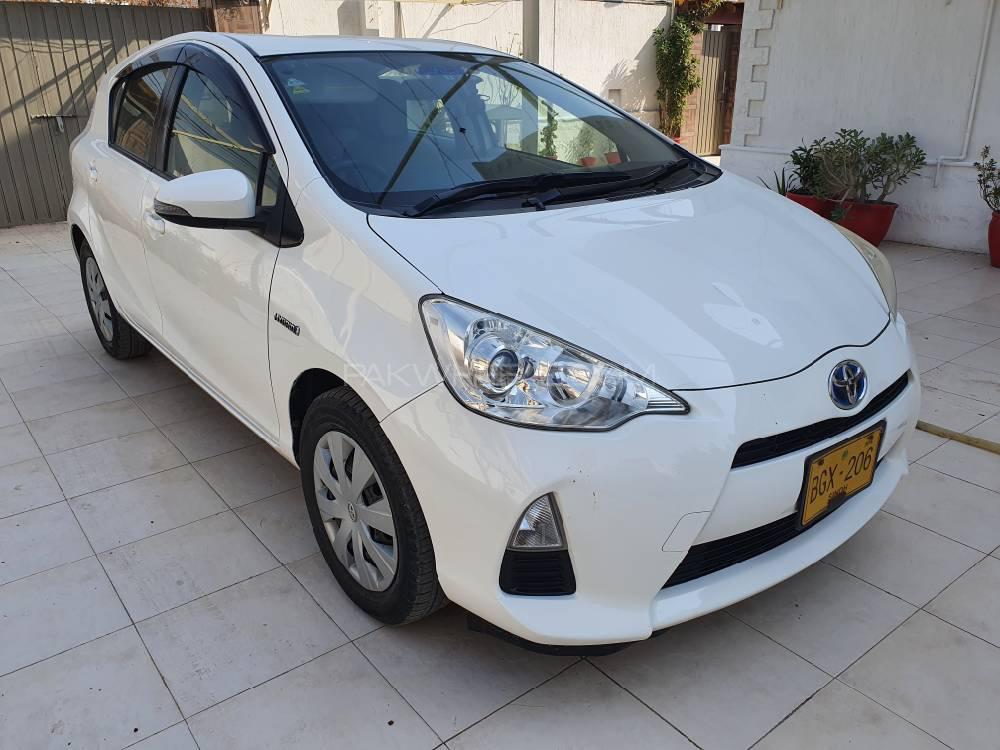 Toyota Aqua 2013 for Sale in Karachi Image-1