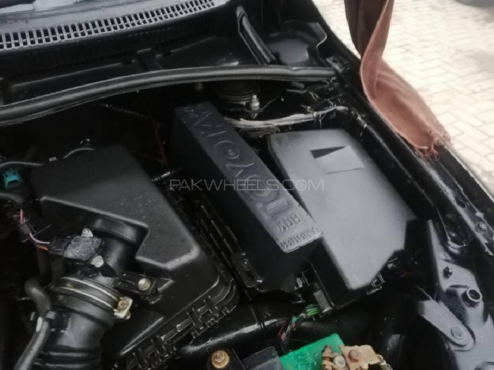 Toyota Corolla 2012 for Sale in Sargodha Toyota Corolla 2012 for Sale in Sargodha Image-6