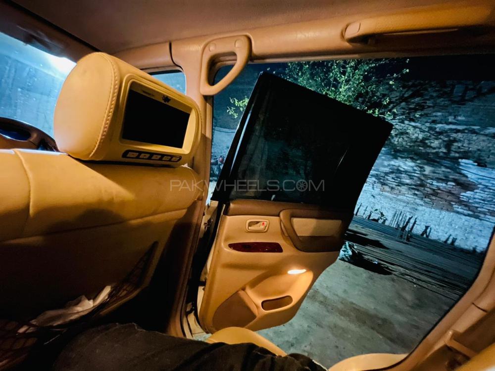 Toyota Land Cruiser 2000 for Sale in Lahore Toyota Land Cruiser 2000 for Sale in Lahore Image-9
