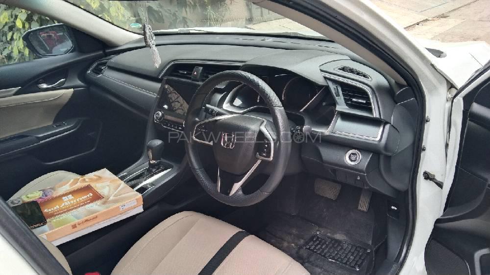 Honda Civic 2018 for Sale in Lahore Honda Civic 2018 for Sale in Lahore Image-5