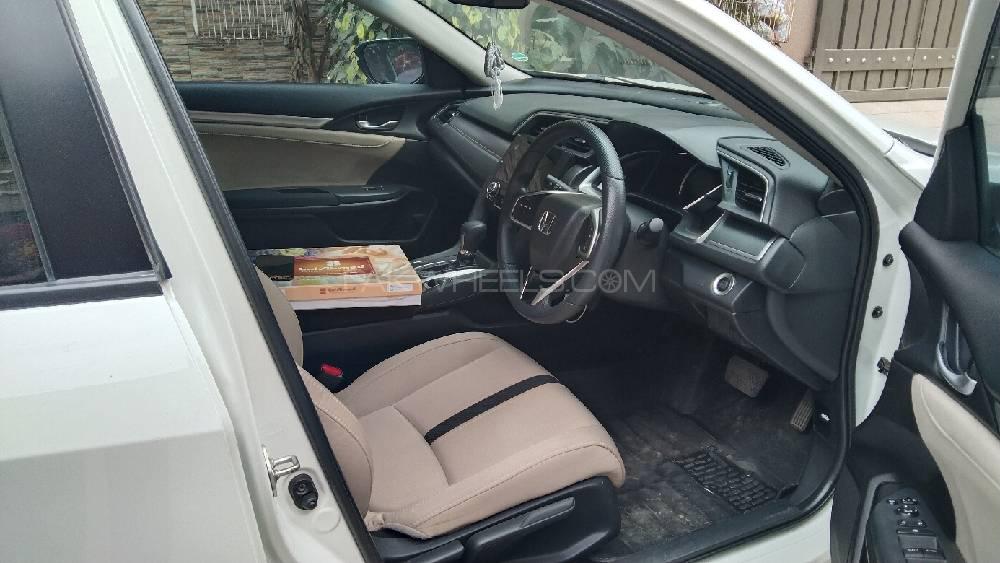 Honda Civic 2018 for Sale in Lahore Honda Civic 2018 for Sale in Lahore Image-4