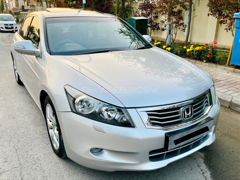 Honda Accord 2010 for Sale in Islamabad Image-1