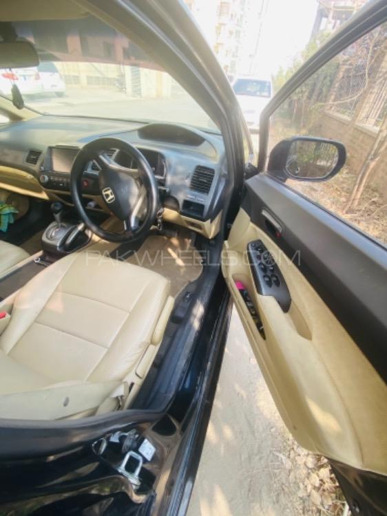 Honda Civic 2011 for Sale in Peshawar Honda Civic 2011 for Sale in Peshawar Image-9