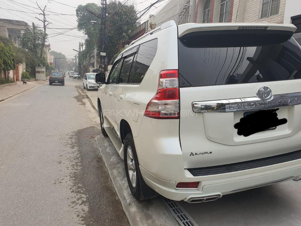 Toyota Prado 2014 for Sale in Lahore Toyota Prado 2014 for Sale in Lahore Image-5