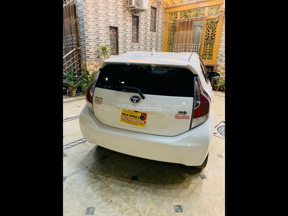 Toyota Aqua 2017 for Sale in Peshawar Toyota Aqua 2017 for Sale in Peshawar Image-3