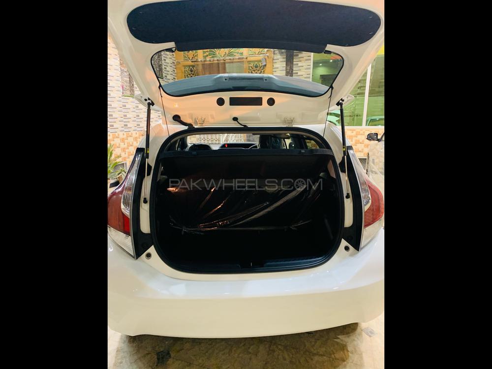 Toyota Aqua 2017 for Sale in Peshawar Toyota Aqua 2017 for Sale in Peshawar Image-7