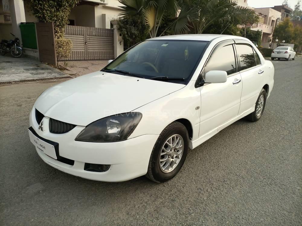 مٹسوبیشی لینسر 2005 for Sale in لاہور مٹسوبیشی لینسر 2005 for Sale in لاہور Image-8