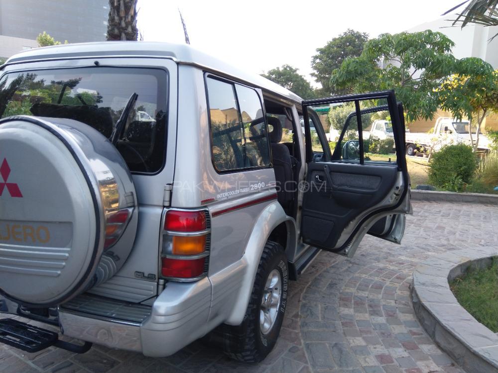 Mitsubishi Pajero 1995 for Sale in Karachi Image-1
