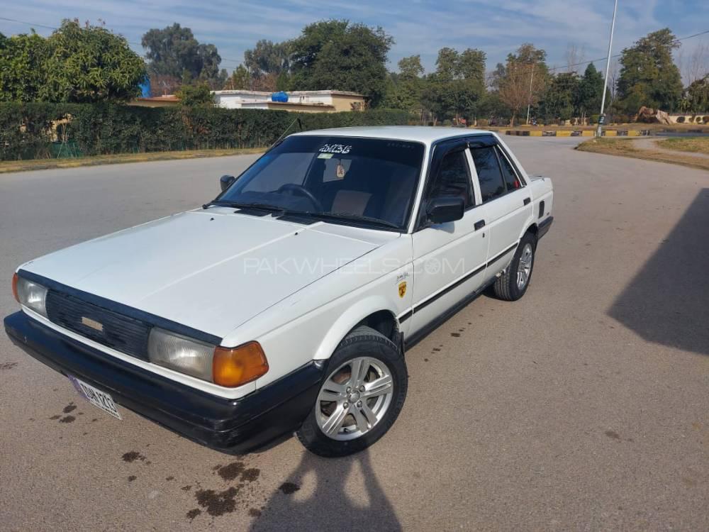 Nissan sunny 1989