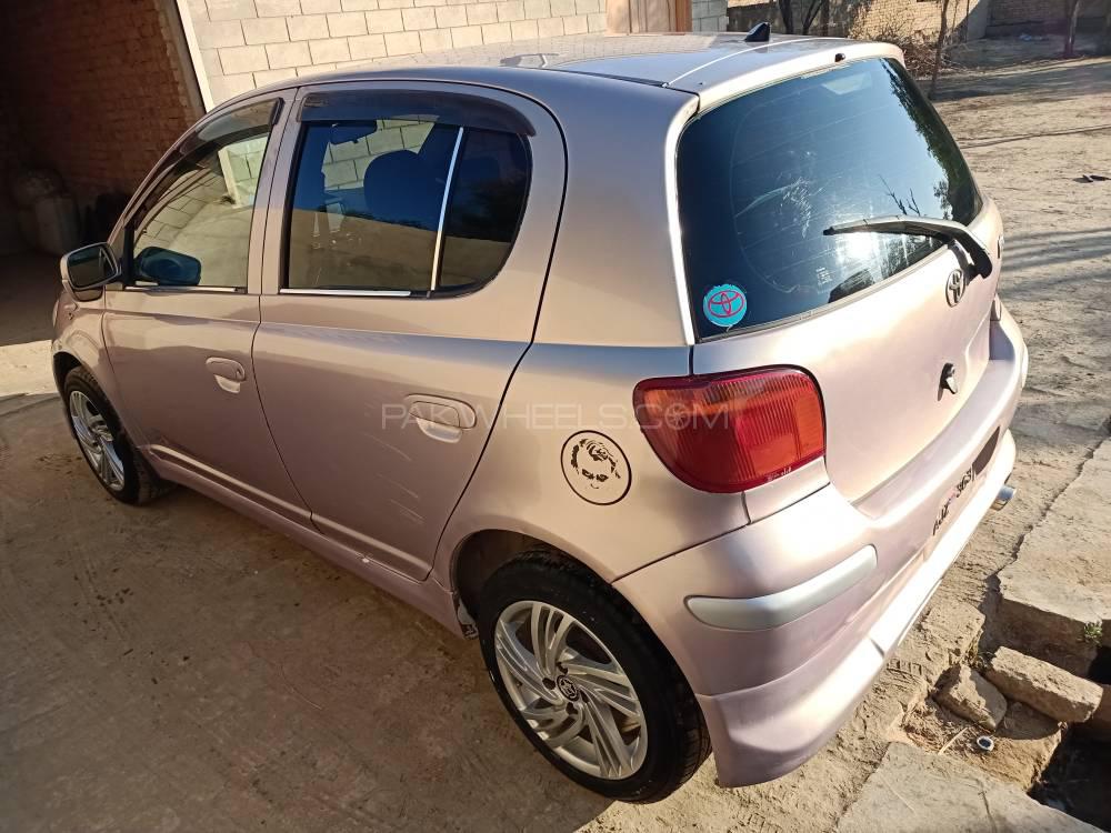 Toyota Vitz 2002 for Sale in Taunsa sharif Toyota Vitz 2002 for Sale in Taunsa sharif Image-3
