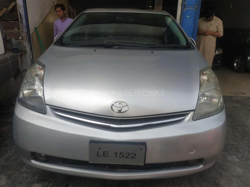 Toyota Prius 2010 for Sale in Peshawar Image-1