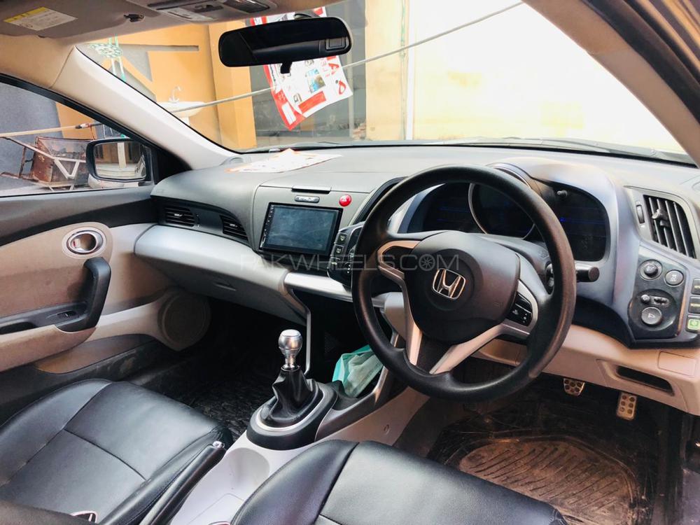 Honda CR-Z 2011 for Sale in Peshawar Honda CR-Z 2011 for Sale in Peshawar Image-6