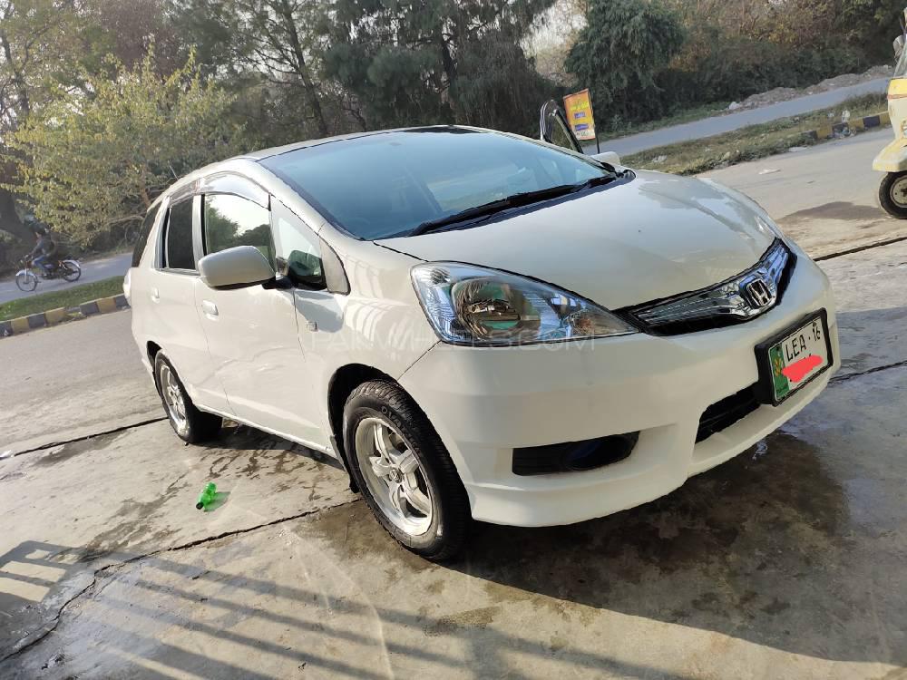 Honda Fit 2012 for Sale in Lahore Image-1
